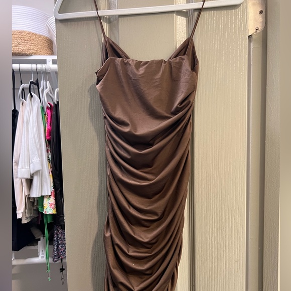 Princess Polly Brown Mini Dress. Size 4. - Picture 2 of 2